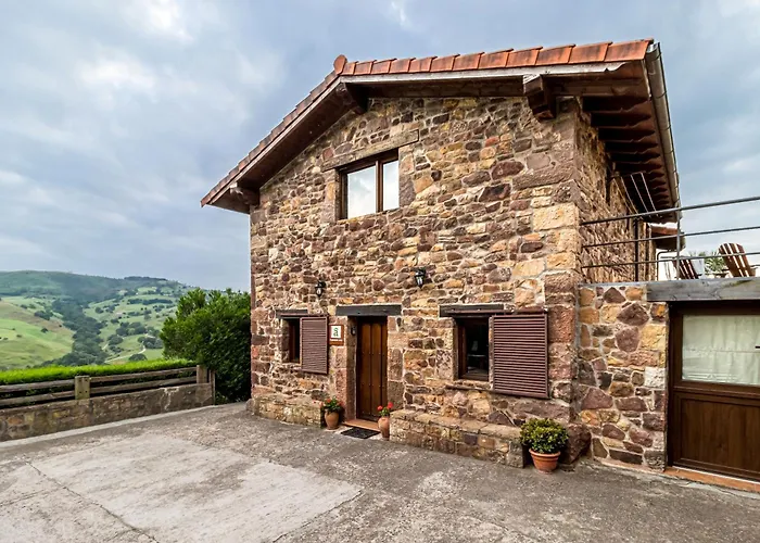 Holiday home Senda Del Pasiego